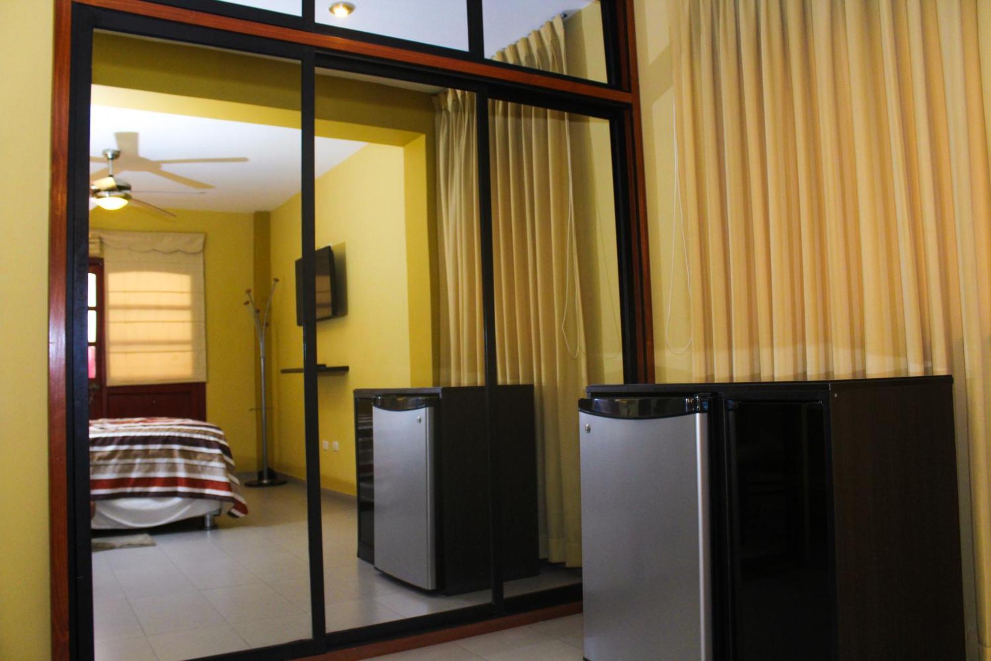 Apart Hotel El Canaveral Chincha Alta Exterior photo