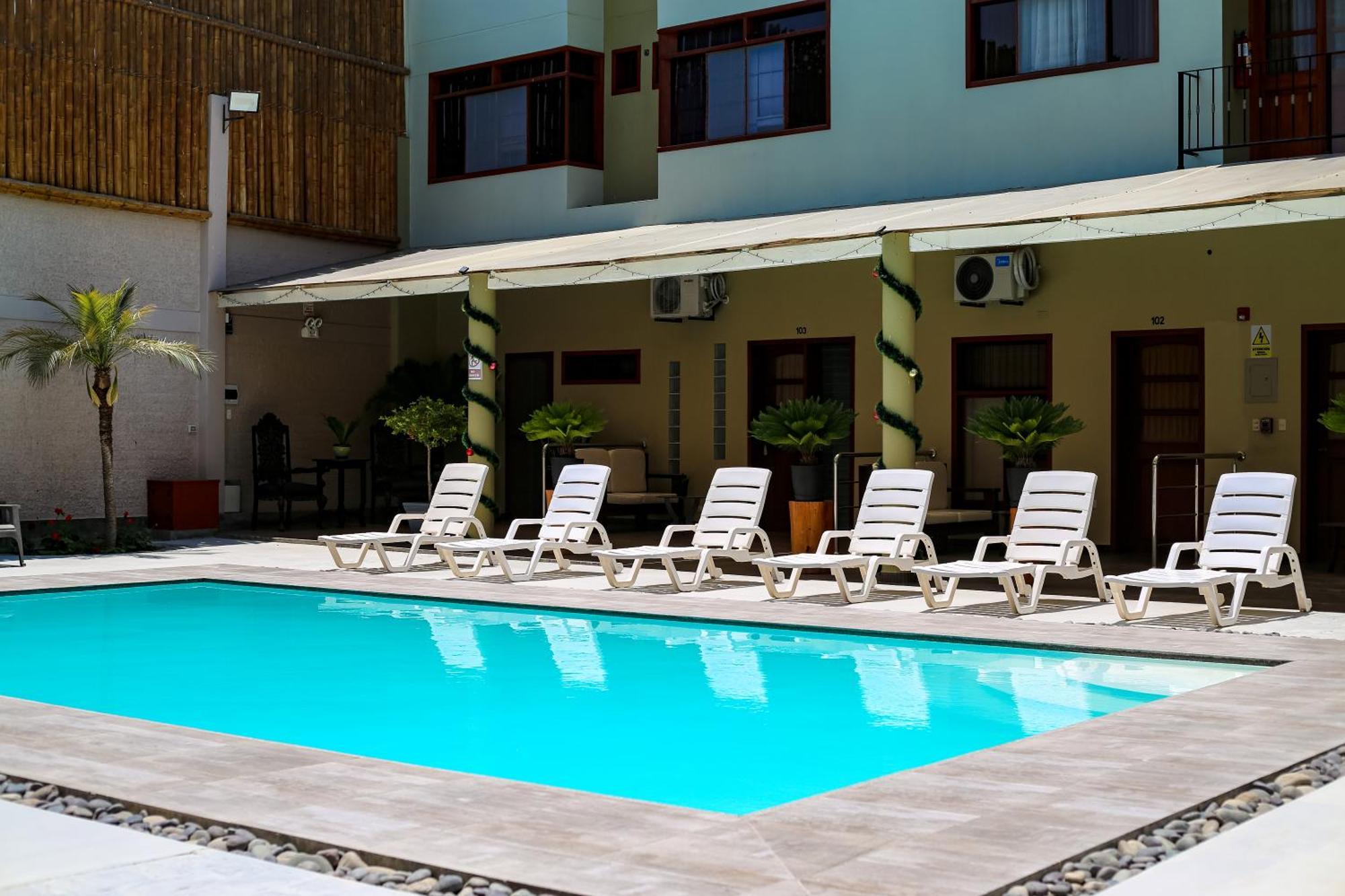 Apart Hotel El Canaveral Chincha Alta Exterior photo