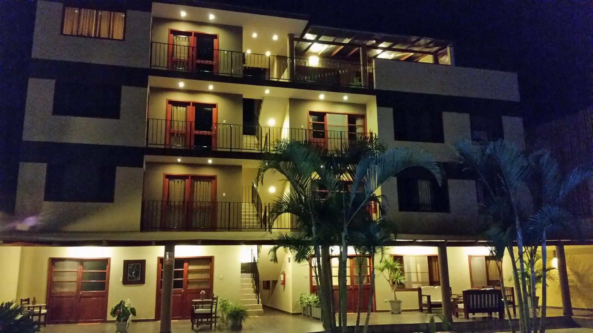 Apart Hotel El Canaveral Chincha Alta Exterior photo